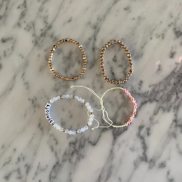 Francesca's | Bracelet Set - Picture 1 of 2